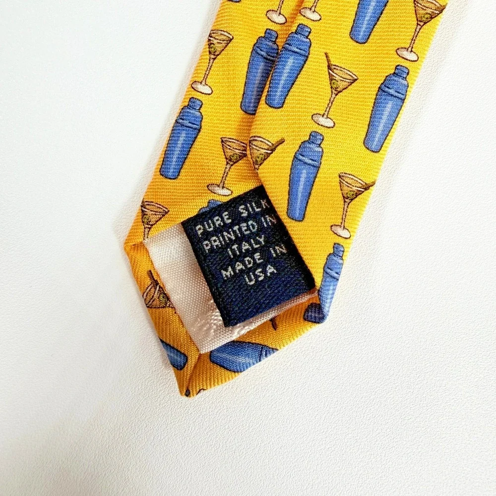 Brooks Brothers Makers Tie Silk Printed In Italy Yellow Martini Shaker Necktie